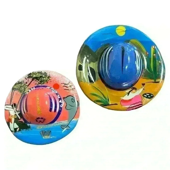 SET OF 2 Handmade Hand painted Made in Mexico Ceramic Hat Shaped Fridge Magnets - Picture 1 of 5